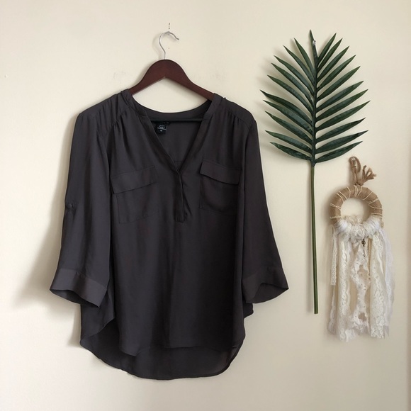 • SOLD• Torrid Harper - Brown Georgette Pullover - Picture 4 of 7